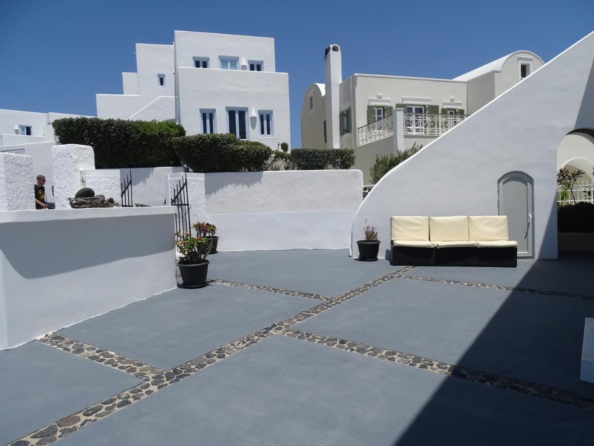 Neoklassiko Koukouli Fira  Exterior photo