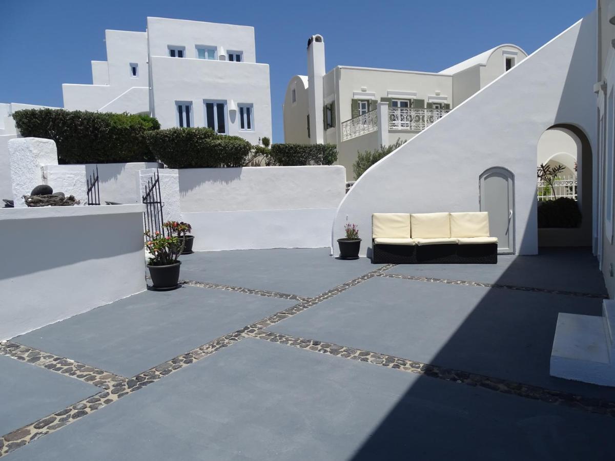 Neoklassiko Koukouli Fira  Exterior photo