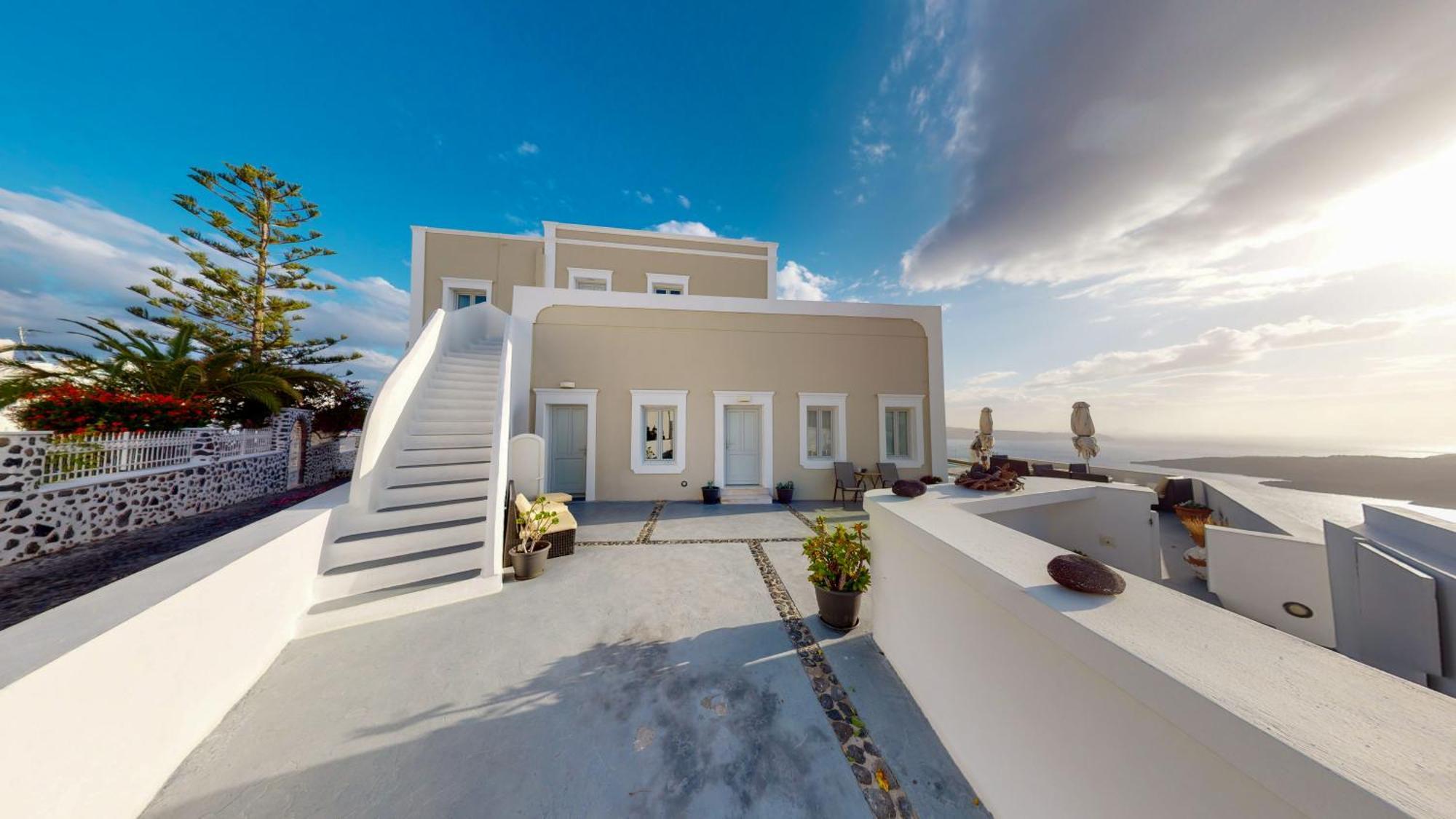Neoklassiko Koukouli Fira  Exterior photo